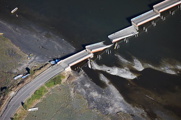 Photo:  Chile earthquake , aerials bridge collapse